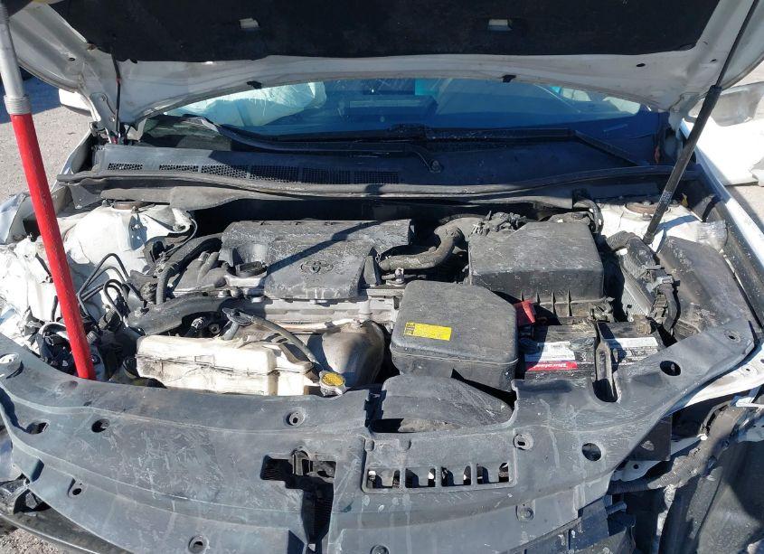 Photo 10 of 2015 Toyota Camry LE (VIN 4T4BF1FKXFR459271)