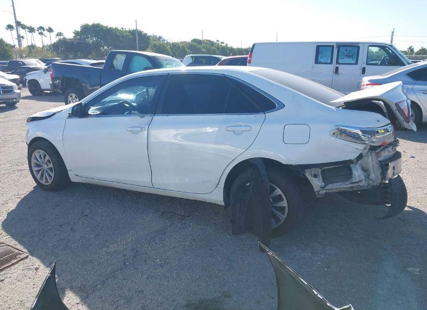 Photo 15 of 2015 Toyota Camry LE (VIN 4T4BF1FKXFR459271)