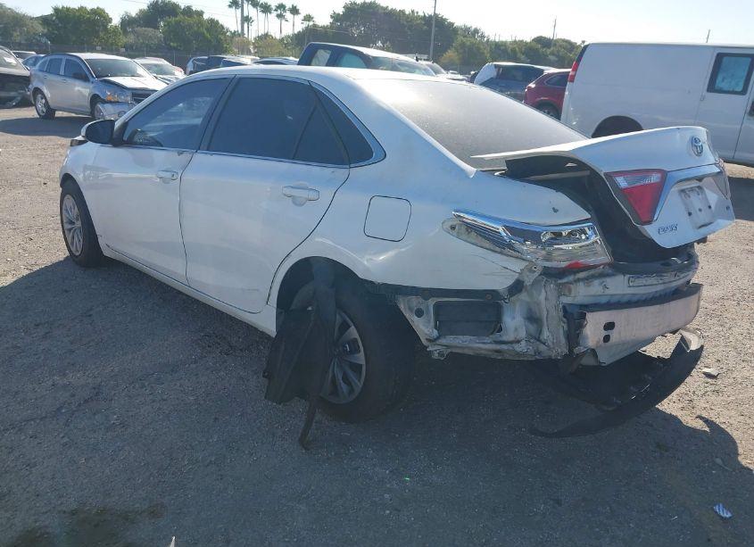 Photo 3 of 2015 Toyota Camry LE (VIN 4T4BF1FKXFR459271)