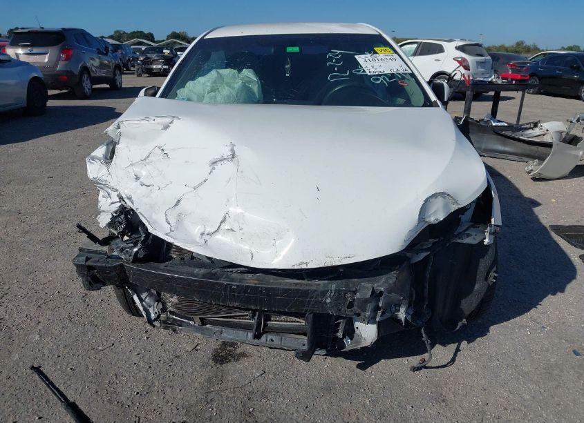 Photo 6 of 2015 Toyota Camry LE (VIN 4T4BF1FKXFR459271)