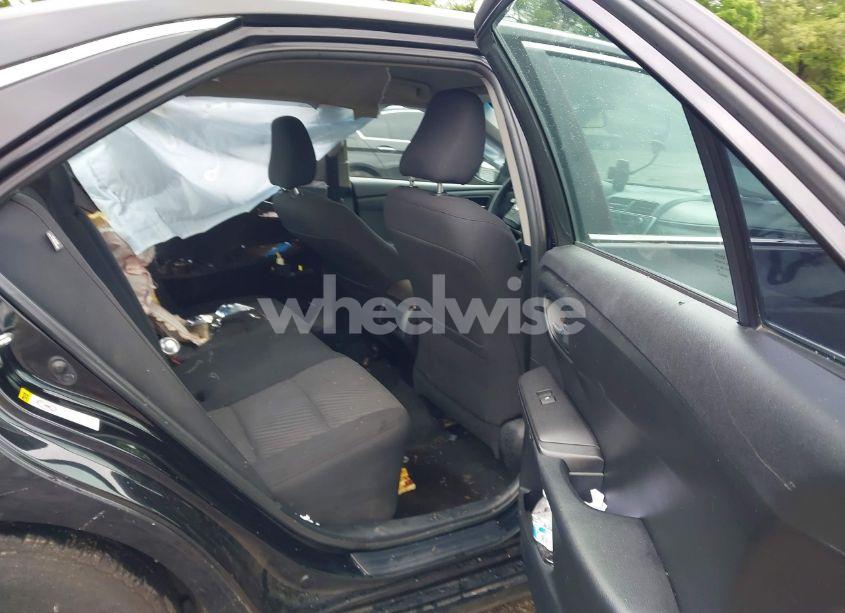 Photo 8 of 2015 Toyota Camry LE (VIN 4T4BF1FKXFR478757)