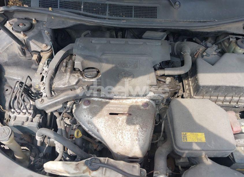 Photo 10 of 2015 Toyota Camry LE (VIN 4T4BF1FKXFR485577)