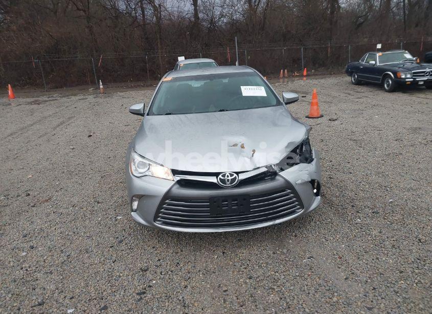 Photo 12 of 2015 Toyota Camry LE (VIN 4T4BF1FKXFR510056)