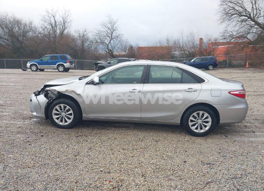 Photo 14 of 2015 Toyota Camry LE (VIN 4T4BF1FKXFR510056)