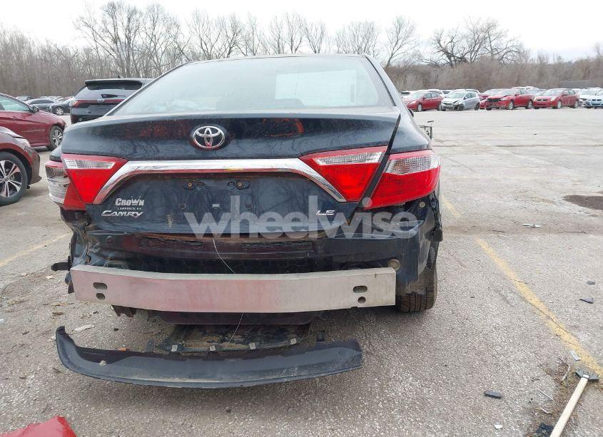 Photo 17 of 2015 Toyota Camry LE (VIN 4T4BF1FKXFR513975)