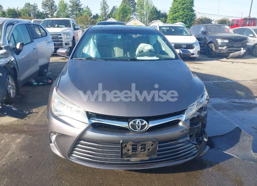 Photo 12 of 2016 Toyota Camry LE (VIN 4T4BF1FKXGR518689)