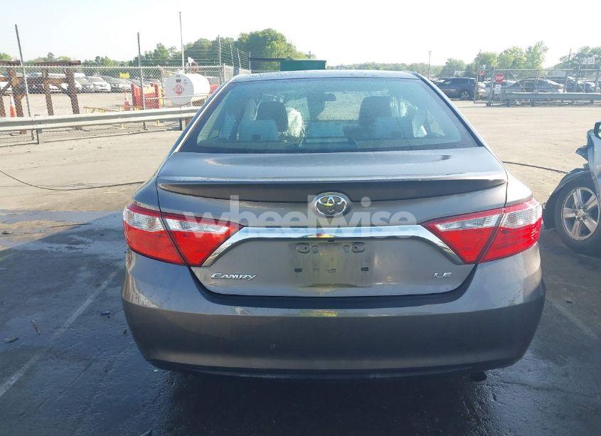 Photo 16 of 2016 Toyota Camry LE (VIN 4T4BF1FKXGR518689)
