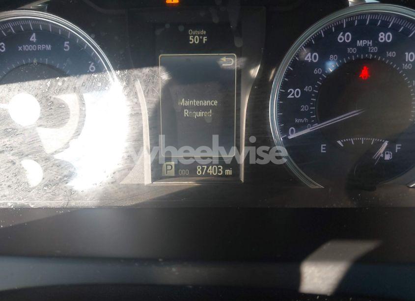 Photo 16 of 2016 Toyota Camry LE (VIN 4T4BF1FKXGR520555)