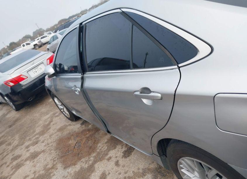 Photo 14 of 2016 Toyota Camry LE (VIN 4T4BF1FKXGR527845)