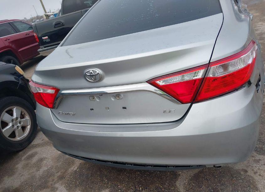 Photo 16 of 2016 Toyota Camry LE (VIN 4T4BF1FKXGR527845)