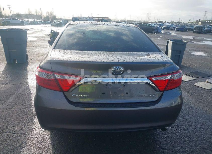 Photo 17 of 2016 Toyota Camry LE (VIN 4T4BF1FKXGR537176)