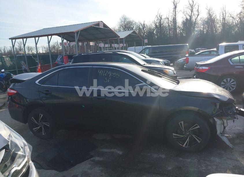 Photo 13 of 2016 Toyota Camry LE (VIN 4T4BF1FKXGR537369)