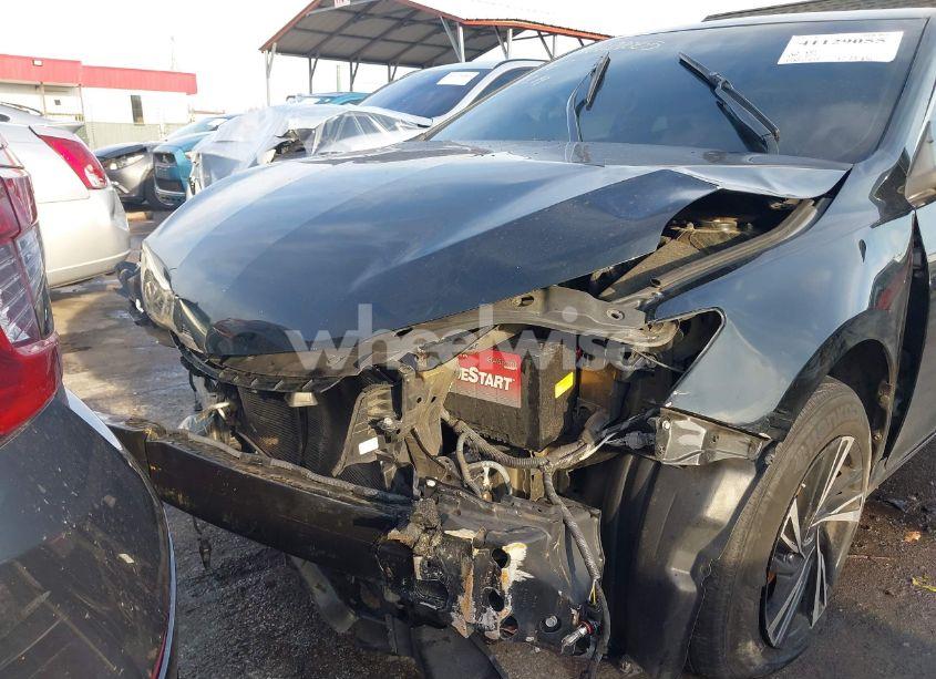 Photo 6 of 2016 Toyota Camry LE (VIN 4T4BF1FKXGR537369)