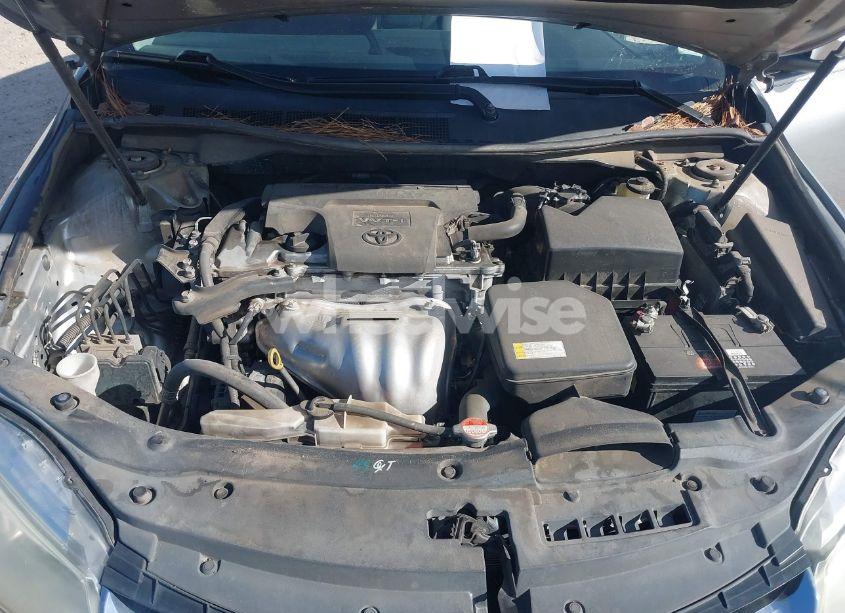 Photo 10 of 2016 Toyota Camry LE/XLE/SE/XSE (VIN 4T4BF1FKXGR543592)