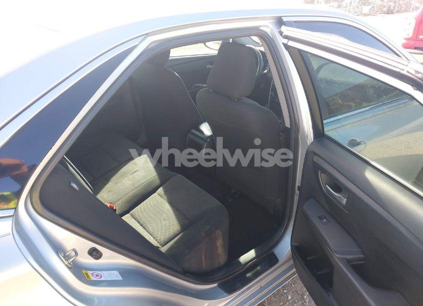 Photo 8 of 2016 Toyota Camry LE/XLE/SE/XSE (VIN 4T4BF1FKXGR543592)