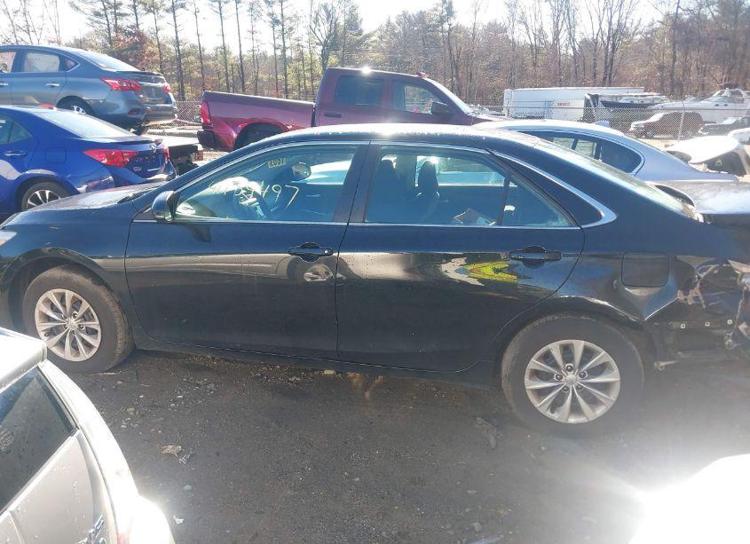 Photo 14 of 2016 Toyota Camry LE (VIN 4T4BF1FKXGR550879)