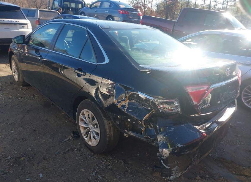 Photo 3 of 2016 Toyota Camry LE (VIN 4T4BF1FKXGR550879)