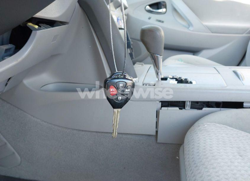 Photo 11 of 2010 Toyota Camry LE (VIN 4T4BF3EK0AR004449)