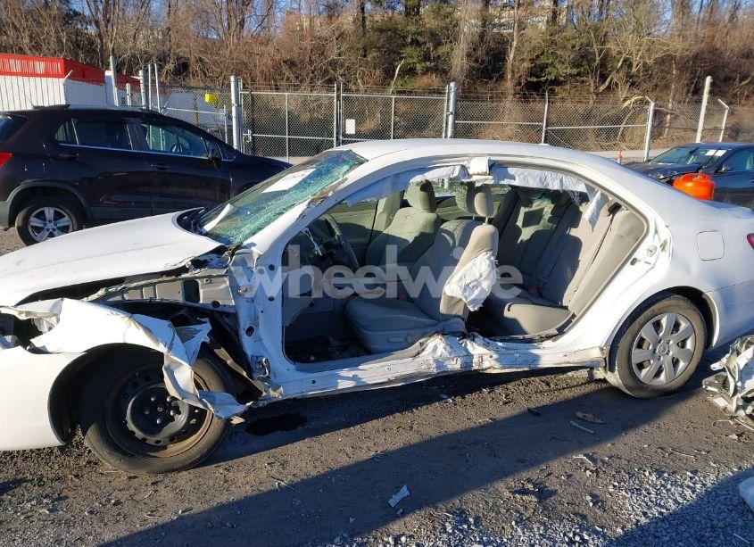 Photo 6 of 2010 Toyota Camry LE (VIN 4T4BF3EK0AR004449)