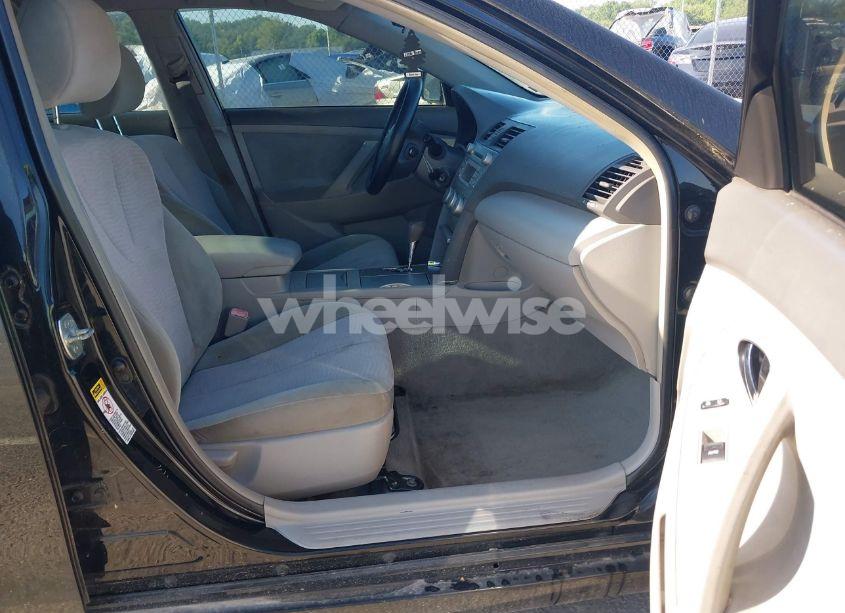 Photo 5 of 2010 Toyota Camry (VIN 4T4BF3EK0AR014852)