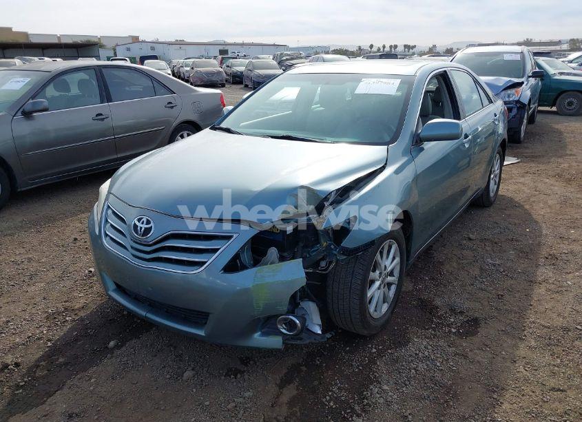 Photo 2 of 2010 Toyota Camry XLE (VIN 4T4BF3EK0AR025205)