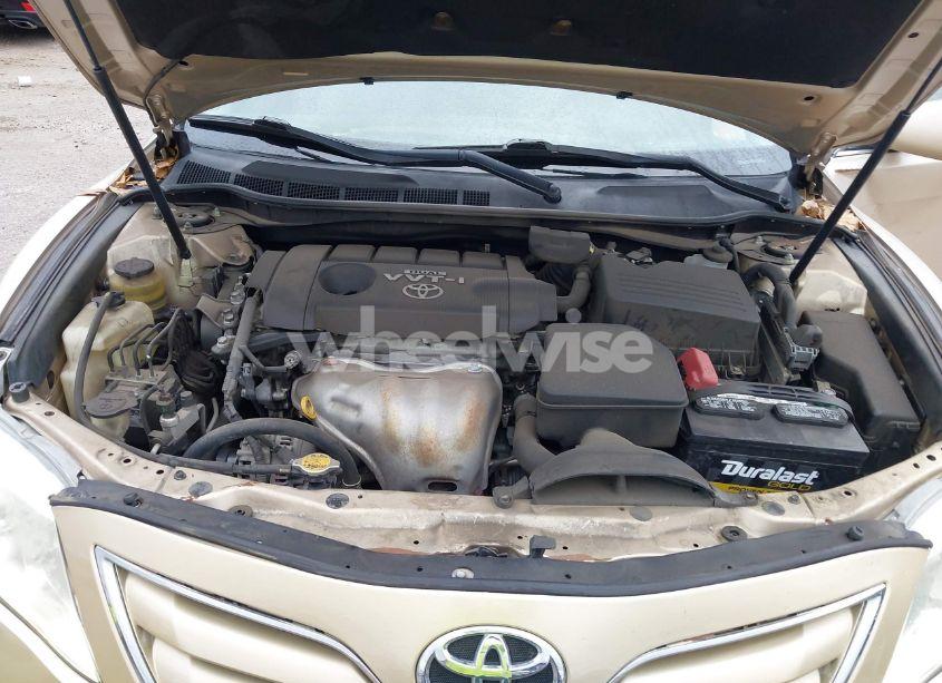 Photo 10 of 2010 Toyota Camry LE (VIN 4T4BF3EK0AR031439)