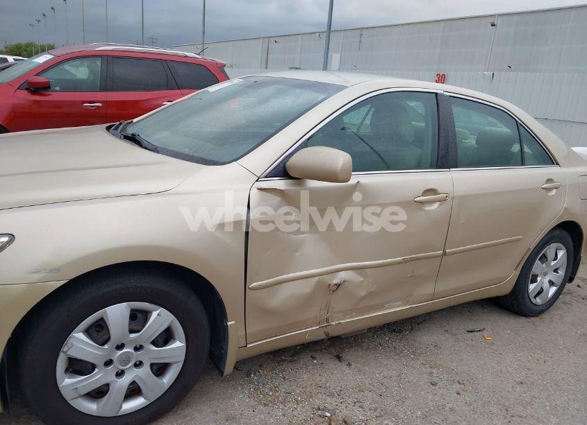 Photo 6 of 2010 Toyota Camry LE (VIN 4T4BF3EK0AR031439)