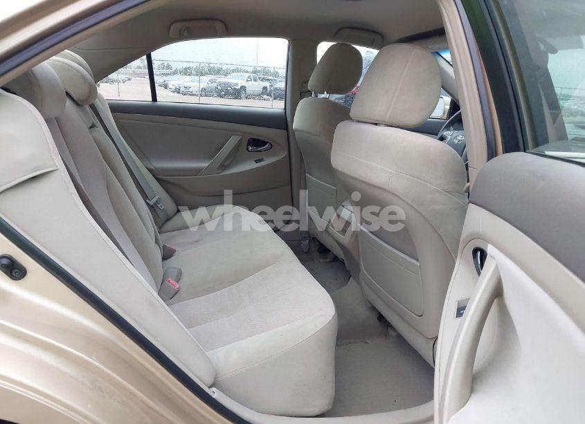 Photo 8 of 2010 Toyota Camry LE (VIN 4T4BF3EK0AR031439)