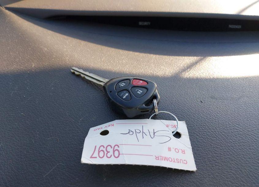 Photo 11 of 2010 Toyota Camry LE (VIN 4T4BF3EK0AR039184)