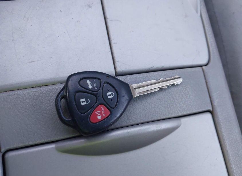 Photo 11 of 2010 Toyota Camry LE (VIN 4T4BF3EK0AR046393)