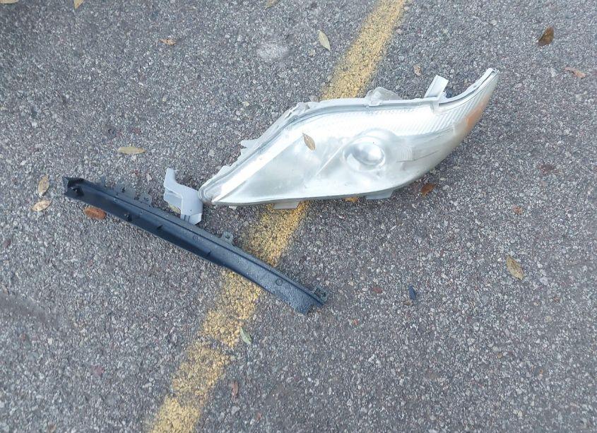 Photo 12 of 2010 Toyota Camry LE (VIN 4T4BF3EK0AR046393)