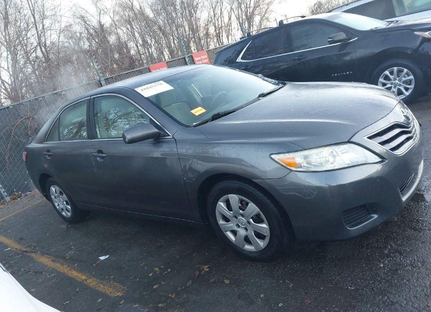 Photo 14 of 2010 Toyota Camry LE (VIN 4T4BF3EK0AR046393)