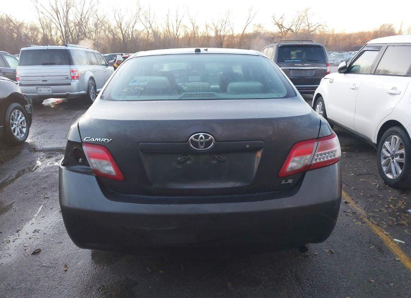 Photo 17 of 2010 Toyota Camry LE (VIN 4T4BF3EK0AR046393)