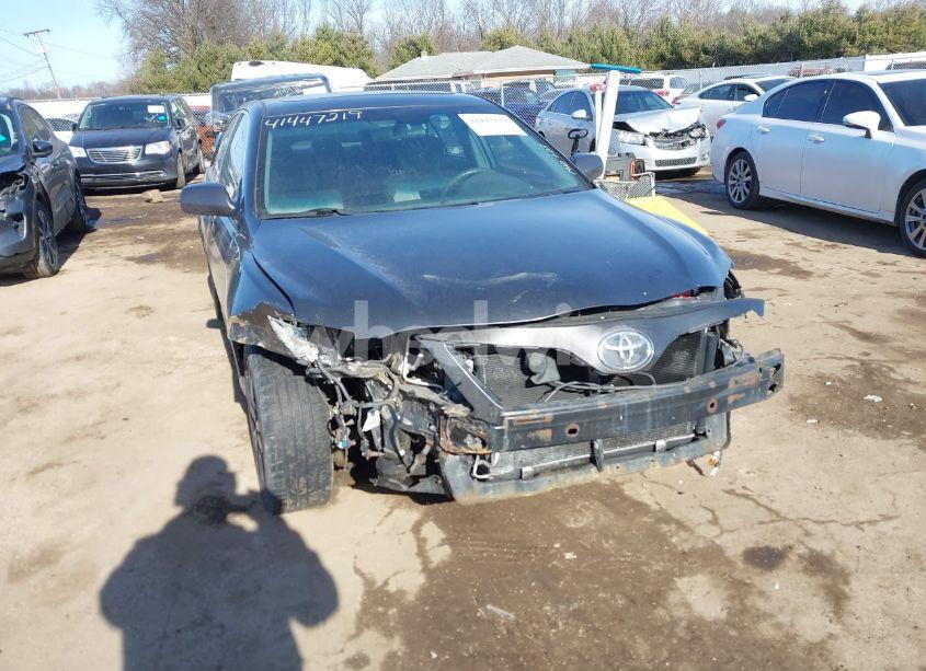 2010 Toyota Camry LE (VIN 4T4BF3EK0AR053442) main photo