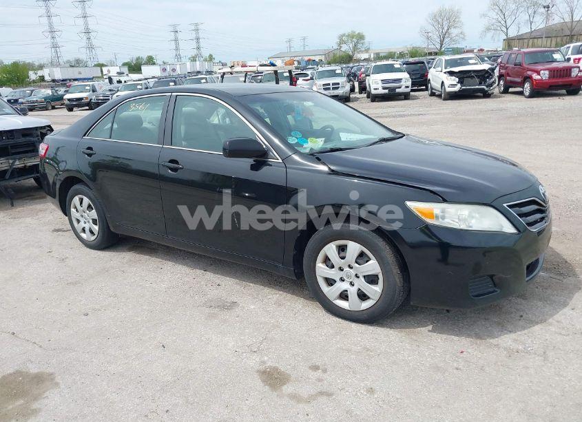 2010 Toyota Camry LE (VIN 4T4BF3EK0AR057605) main photo
