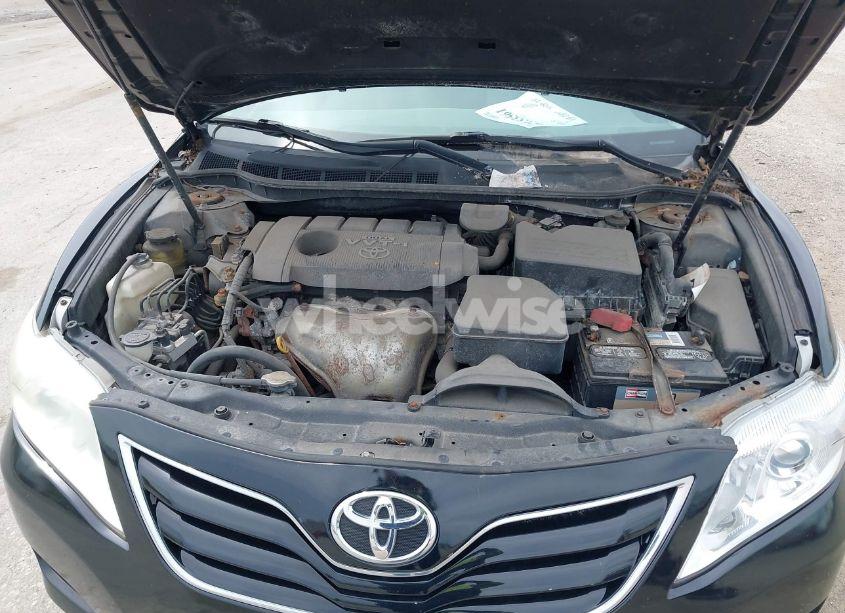 Photo 10 of 2010 Toyota Camry LE (VIN 4T4BF3EK0AR057605)