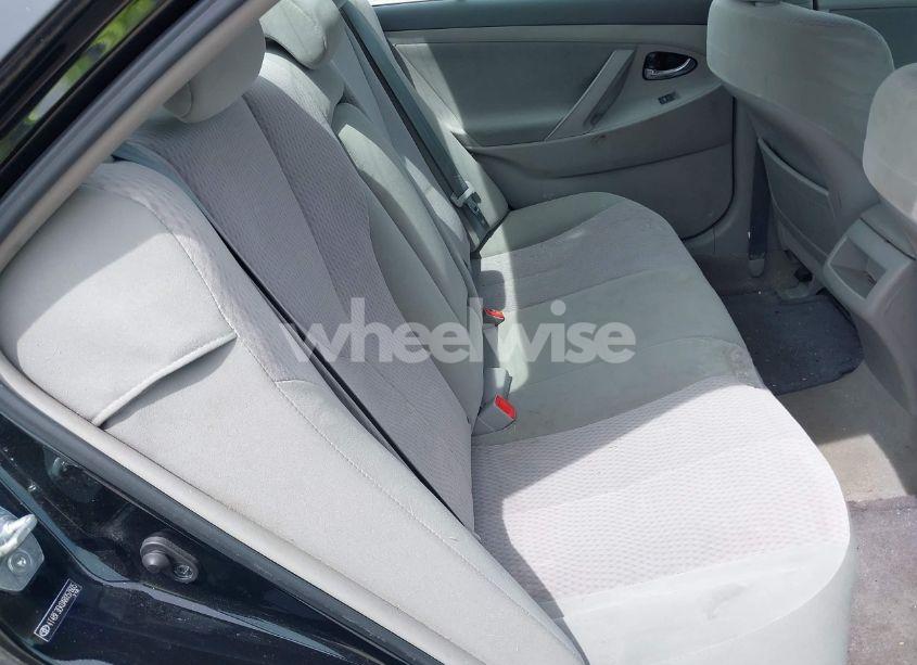 Photo 8 of 2010 Toyota Camry LE (VIN 4T4BF3EK0AR057605)