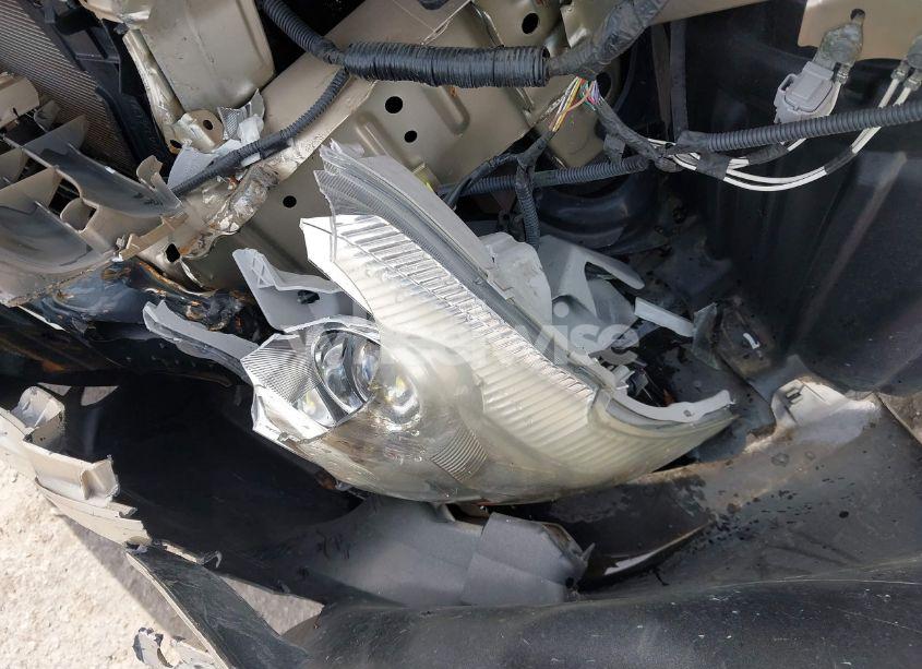 Photo 12 of 2010 Toyota Camry LE (VIN 4T4BF3EK0AR060620)