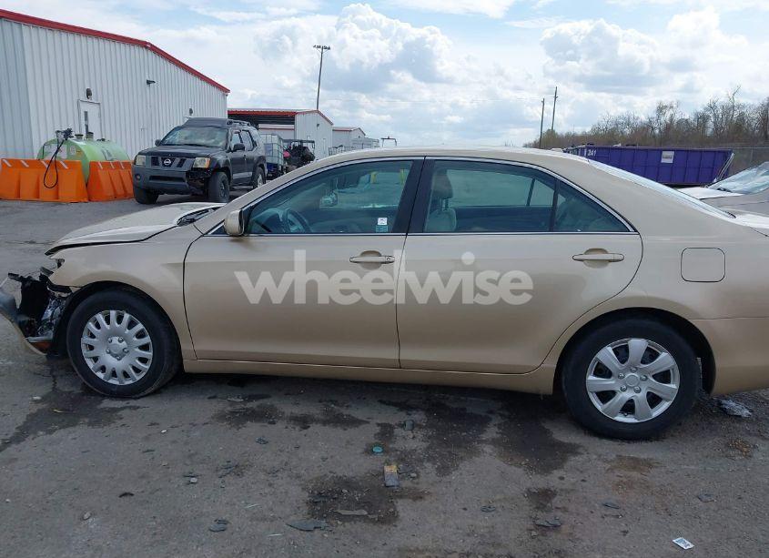 Photo 15 of 2010 Toyota Camry LE (VIN 4T4BF3EK0AR060620)