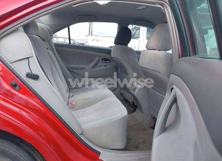 Photo 8 of 2010 Toyota Camry LE (VIN 4T4BF3EK0AR060651)