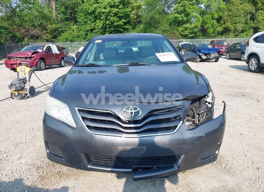 Photo 12 of 2010 Toyota Camry LE (VIN 4T4BF3EK0AR069026)
