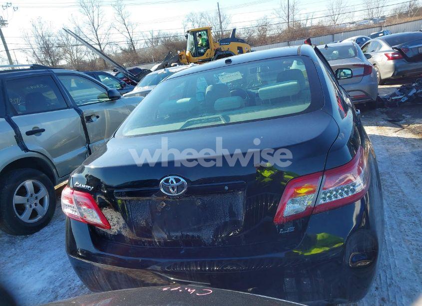 Photo 16 of 2010 Toyota Camry LE (VIN 4T4BF3EK0AR069737)