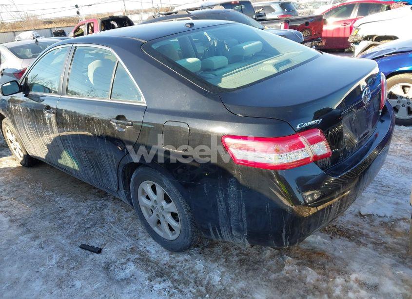 Photo 3 of 2010 Toyota Camry LE (VIN 4T4BF3EK0AR069737)
