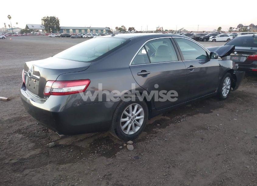 Photo 4 of 2010 Toyota Camry XLE (VIN 4T4BF3EK0AR069771)
