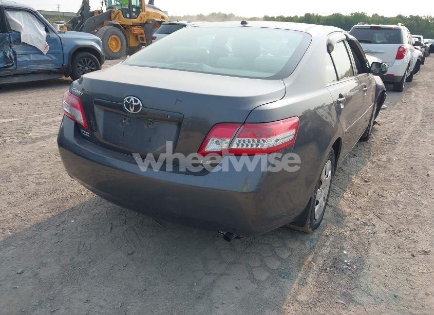 Photo 4 of 2010 Toyota Camry SE/LE/XLE (VIN 4T4BF3EK0AR074534)