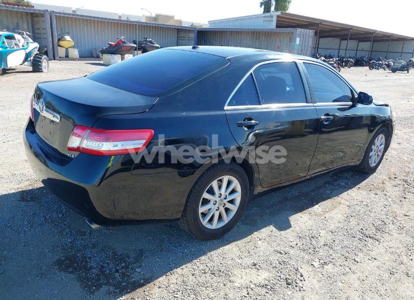 Photo 4 of 2011 Toyota Camry XLE (VIN 4T4BF3EK0BR119070)