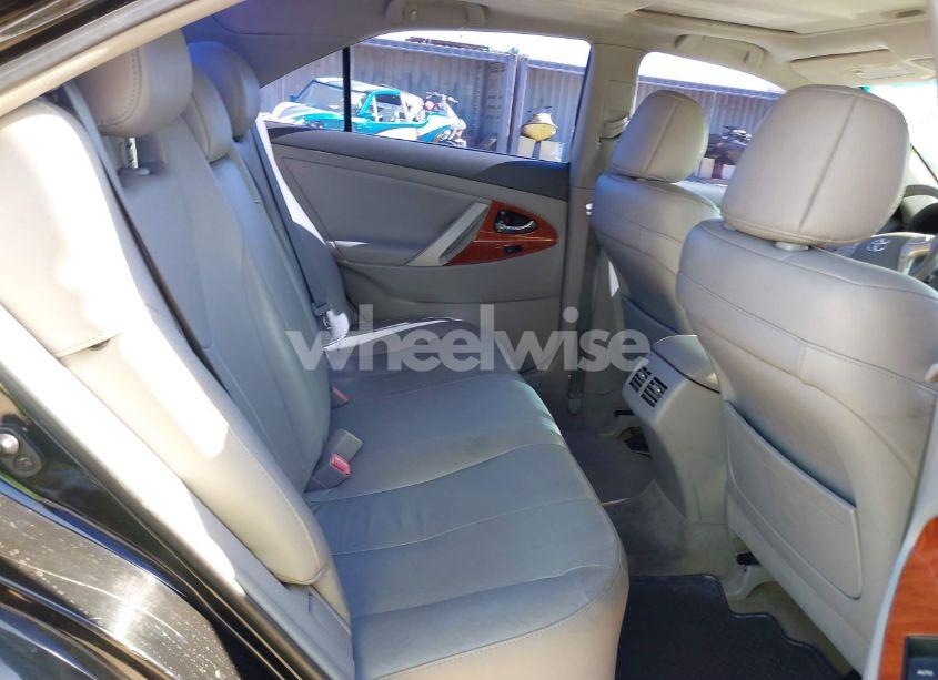 Photo 8 of 2011 Toyota Camry XLE (VIN 4T4BF3EK0BR119070)