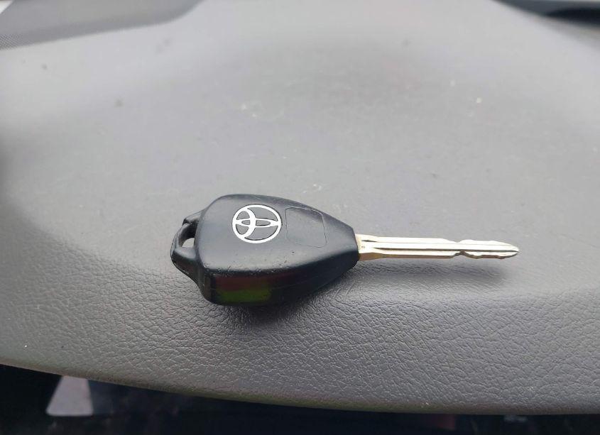 Photo 11 of 2011 Toyota Camry LE (VIN 4T4BF3EK0BR128643)