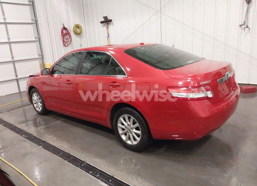 Photo 3 of 2011 Toyota Camry XLE (VIN 4T4BF3EK0BR130232)