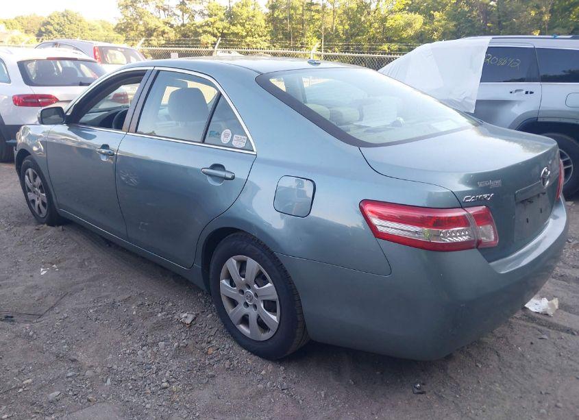 Photo 3 of 2011 Toyota Camry LE (VIN 4T4BF3EK0BR141960)